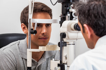 options laser eyes treatment benefits melbourne